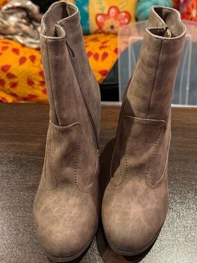 2 Lips Too Taupe Faux-Suede Ankle Booties